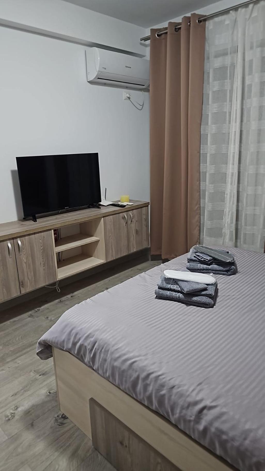 Angi House Отопени Экстерьер фото